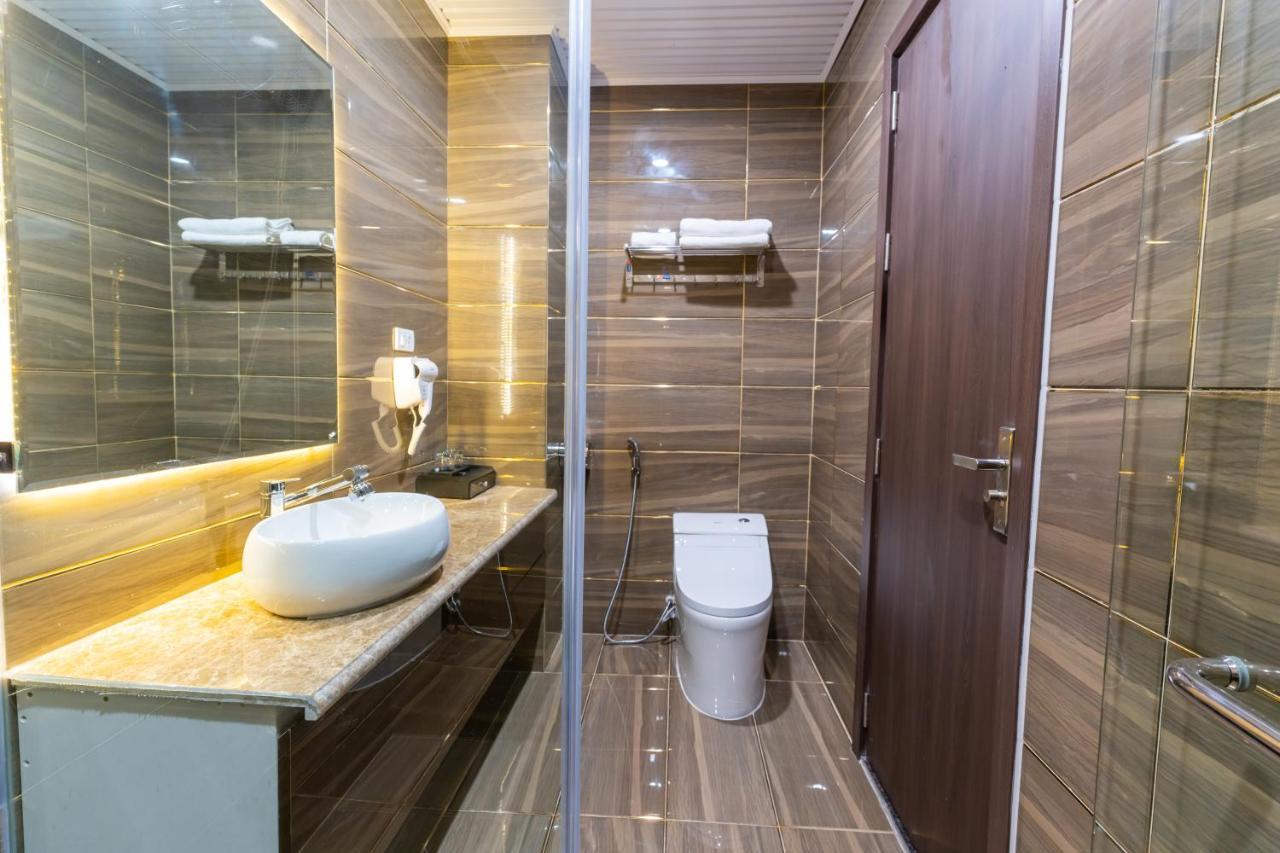 Cm Hotel & Apartment Hajfong Zewnętrze zdjęcie