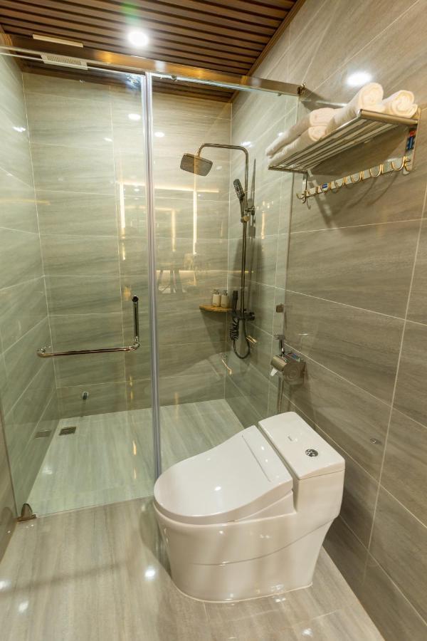 Cm Hotel & Apartment Hajfong Zewnętrze zdjęcie