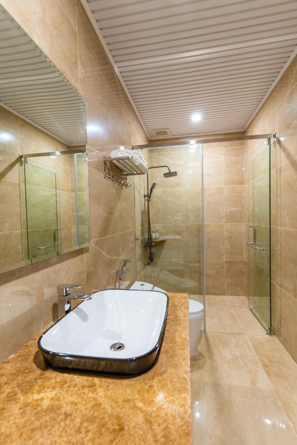 Cm Hotel & Apartment Hajfong Zewnętrze zdjęcie
